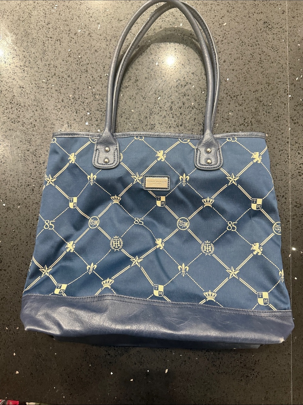 Tommy Hilfiger Navy and Gold Signature Tote